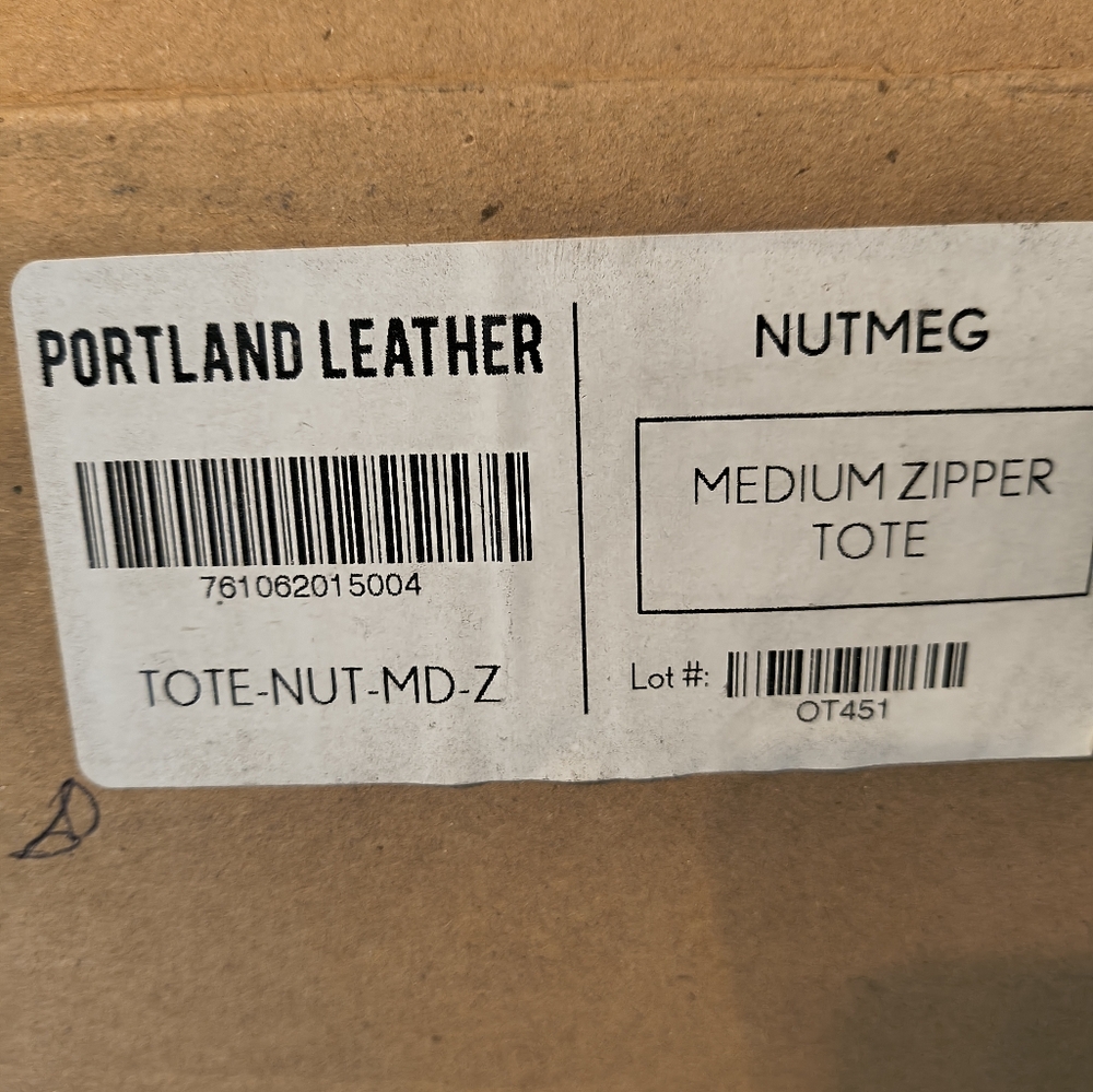 Portland Leather Goods Medium Zipper Tote - Picture 9 of 10
